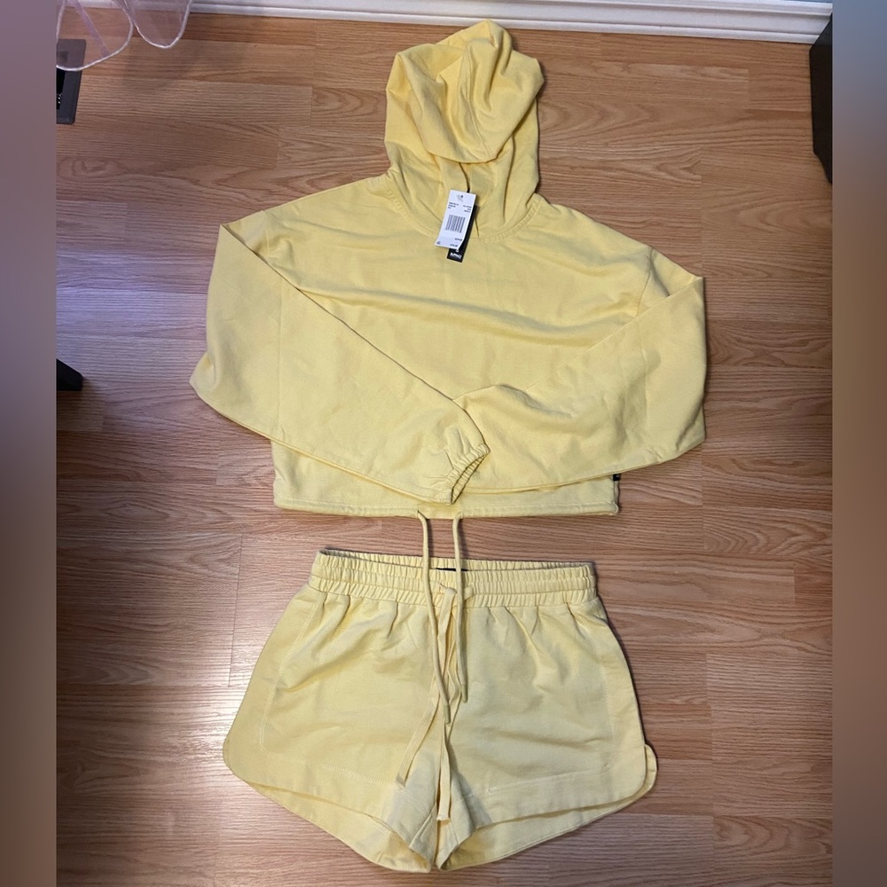 Shorts and sweater BUFFALO set